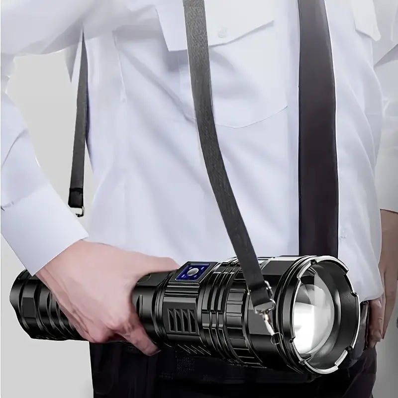 Telescopic Zoom C-Type Rechargeable Flashlight with Intelligent Power Display-1